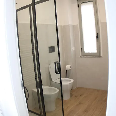Lucky Loft 16 *